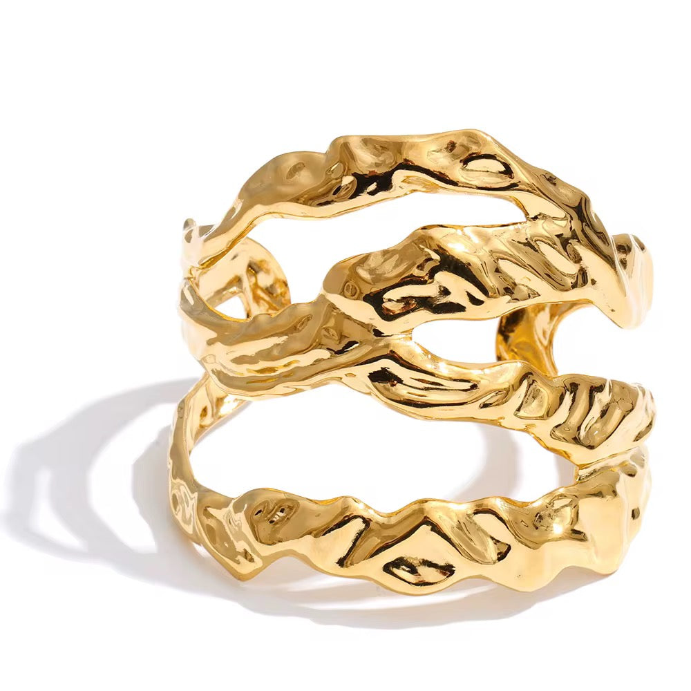 ORGANIC BANGLE BRACELET
